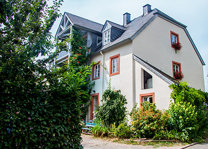Unser Winzerhaus mit Hinterhof
